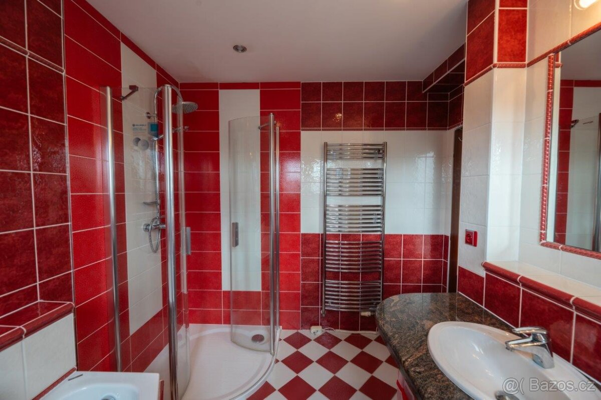 PRODEJ RD UHERSKÝ BROD, ZAHRADNÍ - 16