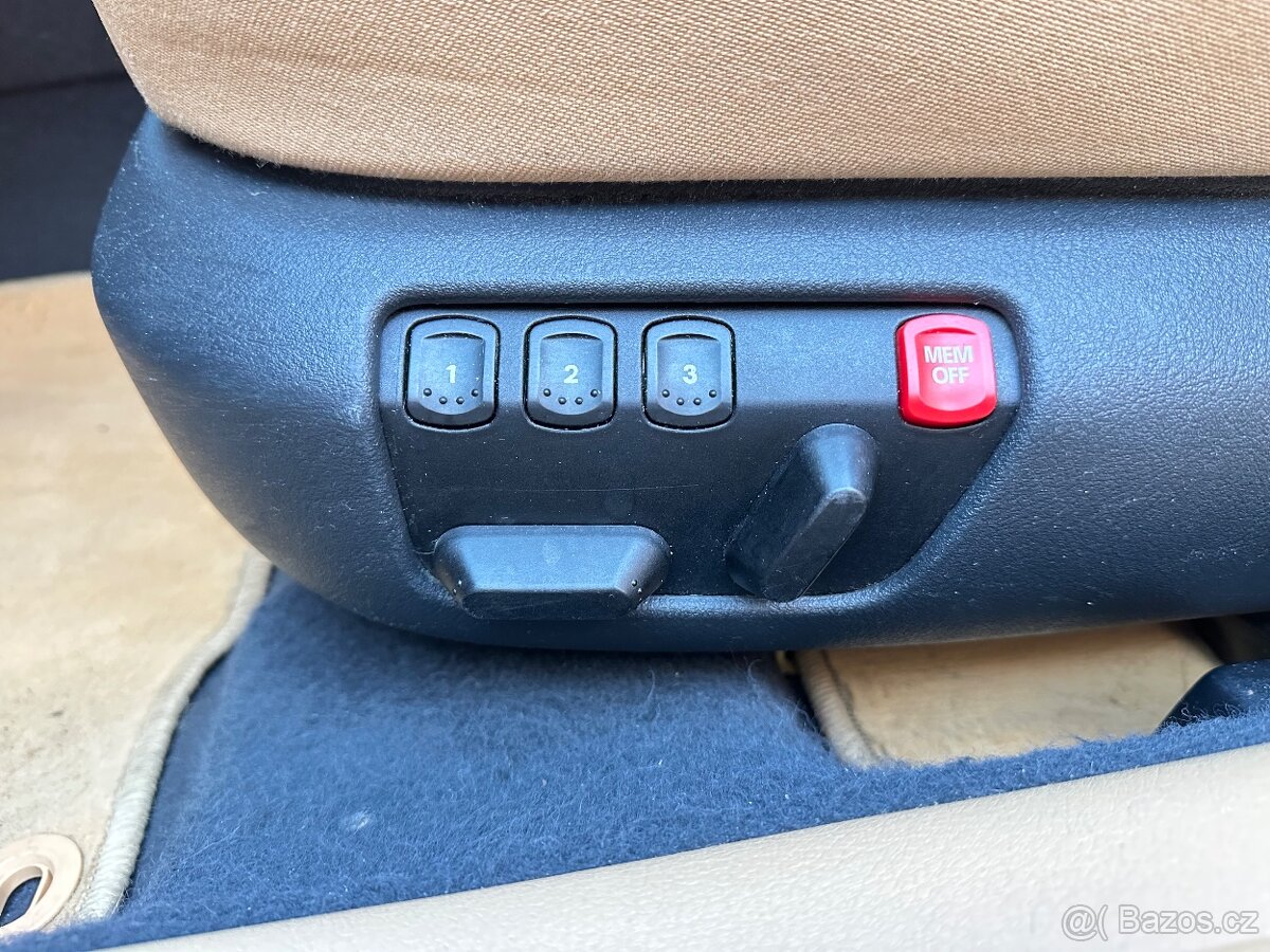 Škoda Octavia 1 1.9 TDI Top Výbava - 16