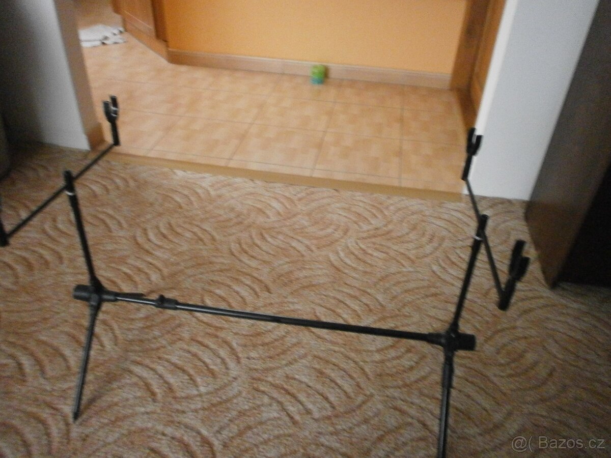 Prodám stojany na rybářské pruty - 16