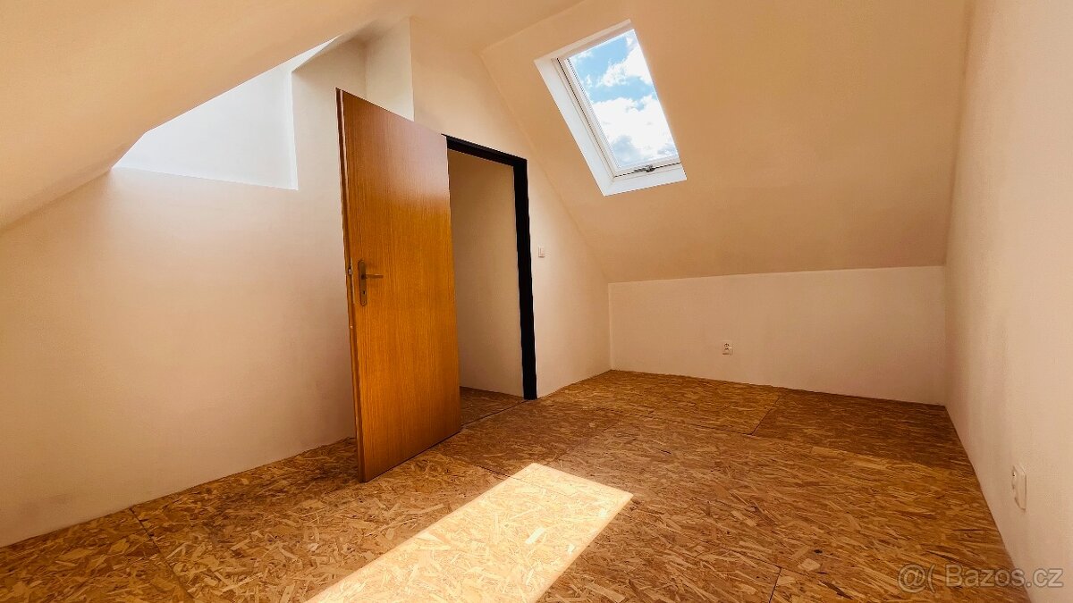 Pronájem mezonetu 4+kk - U zastávky, Jablonec nad Nisou - 16