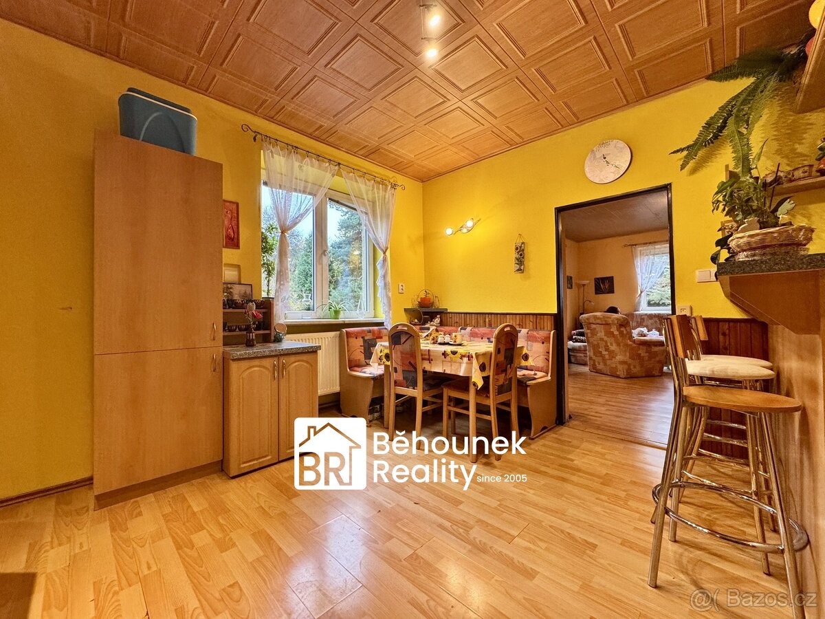 Dvougenerační dům 340 m², s částečnou půdní vestavbou a dalš - 16