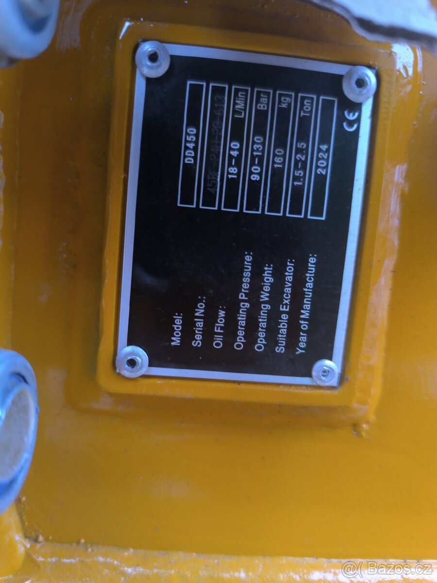 Hydraulické kladivo pro 1,5-2,5t - 16