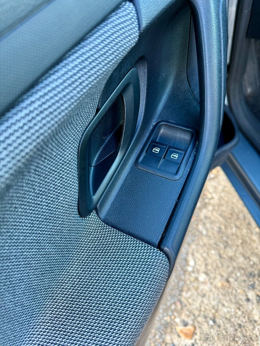 Škoda Fabia 2 Facelift 1,2 TSI Šedá metalíza 2012 - 16