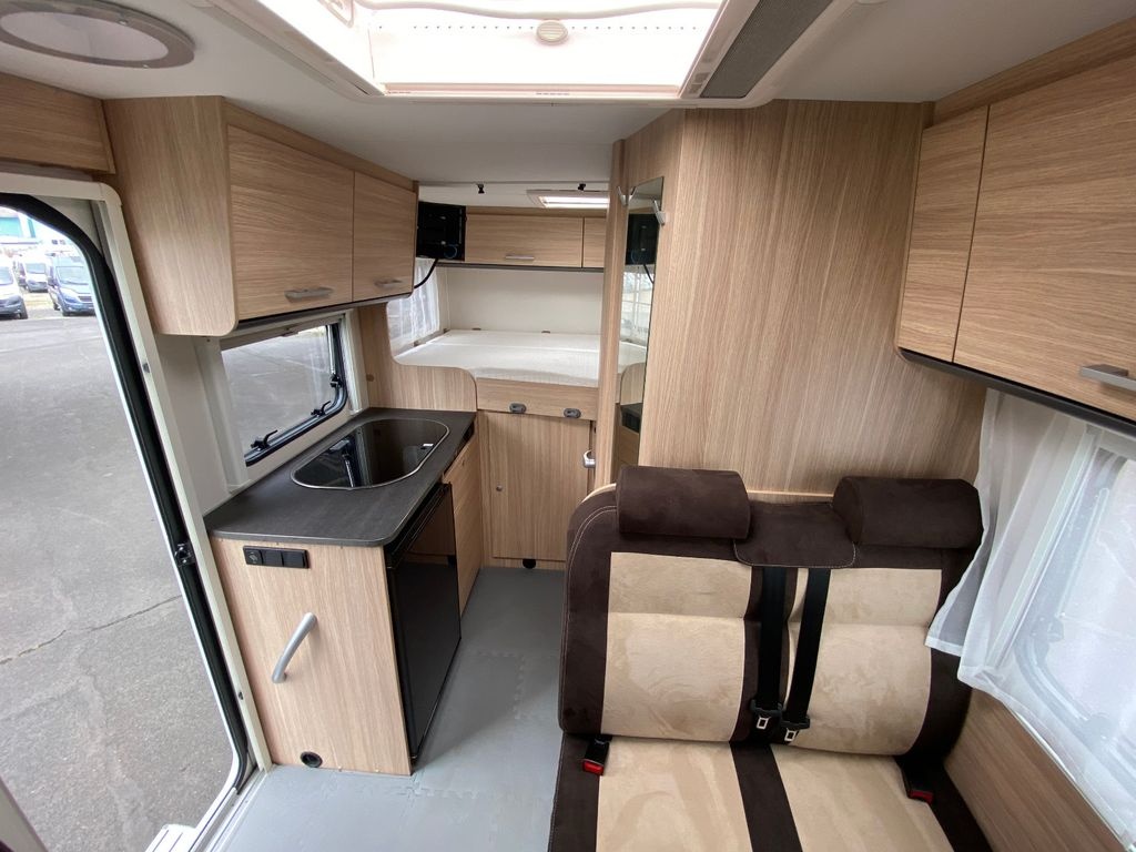 Sunlight V60,140ps,2020,2x klima,tempo,zenec,garaz,tv,pekny - 16