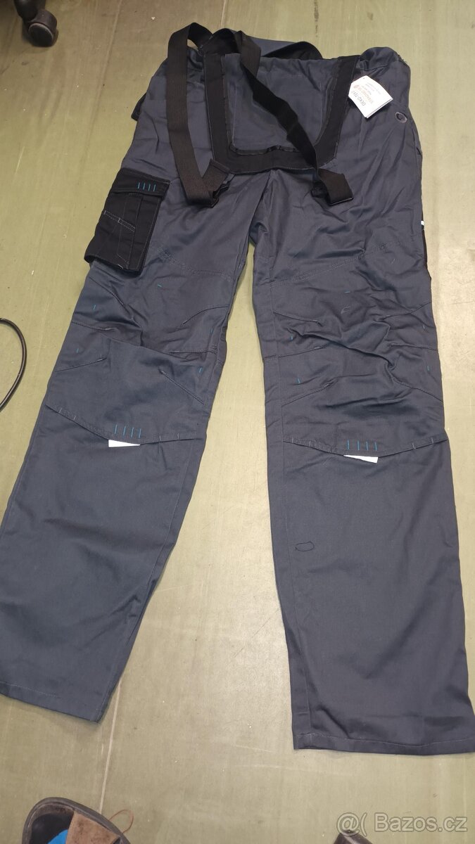 nové pracovní oblečení kalhotý vesty boty - 16