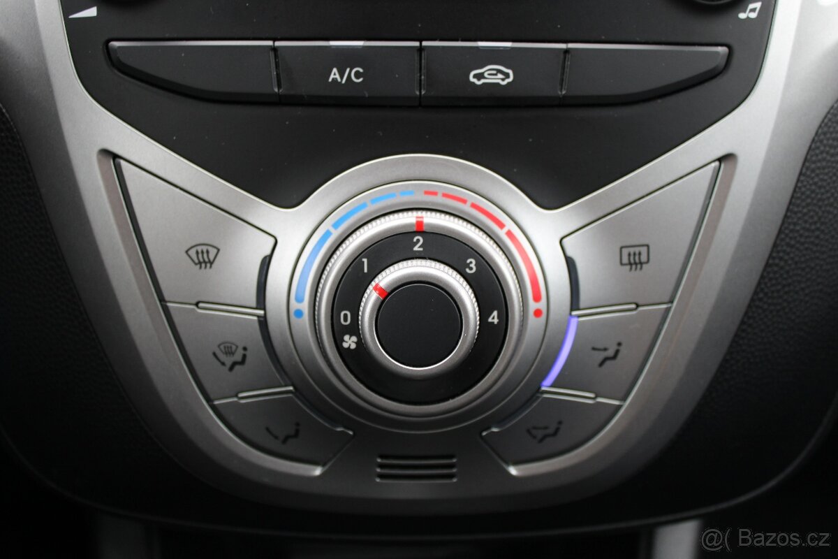 Hyundai ix20 1,4 i NOVÉ V ČR,57.647.KM,2015 - 16