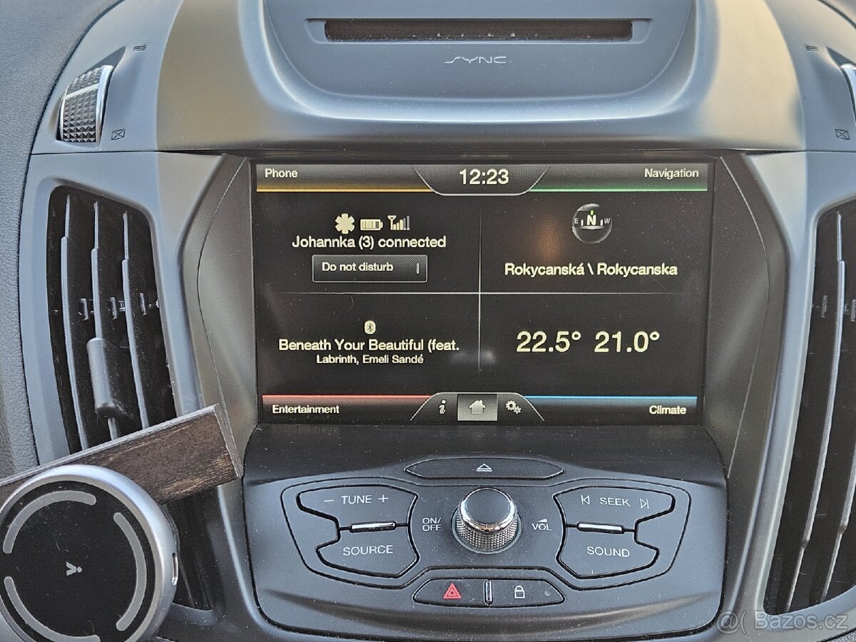 Ford Kuga 4x4 2.0 TDCI 110 kW 150 PS NAVI - 16