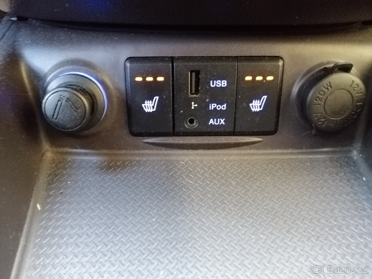 Hyundai Santa Fe 2,4i CVVT 4x4, 128kw facelift - 16