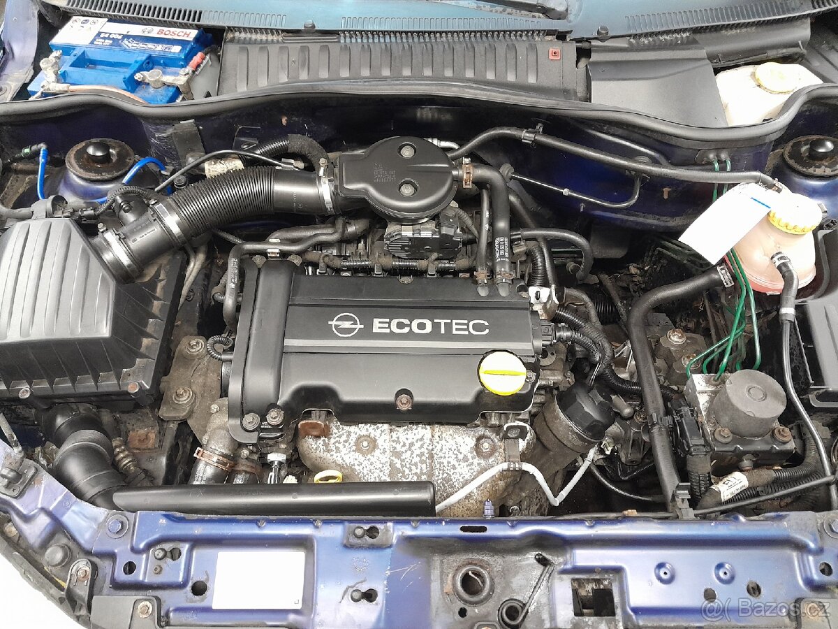 Opel Corsa C 1.2i 55kW rok 2003 naj.181tis. NOVÁ STK - 16
