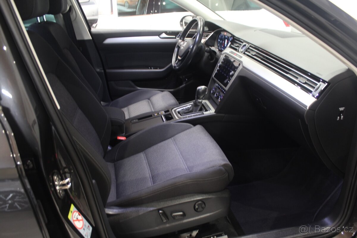 VW Passat B8 2.0TDI DSG 110kW Navi LED Display - 16