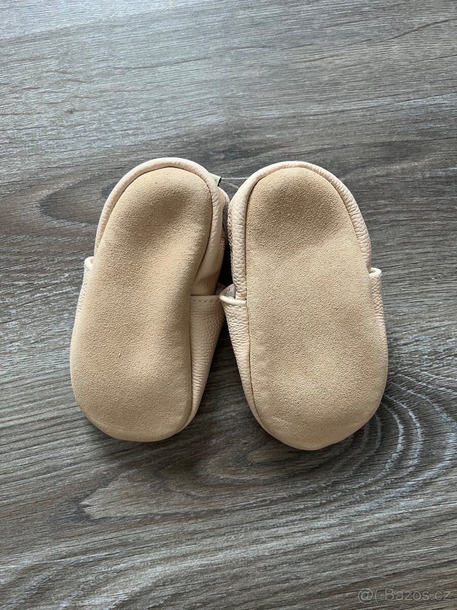 Nové Dětské kožené capáčky / boty pro miminko nazouvací - 16