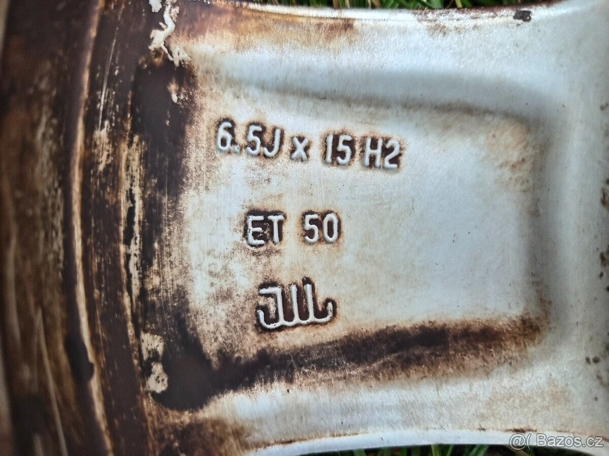 Kompletní zimní ALU kola Škoda PYXIS - 205/60 R15 - 5x112 - 16