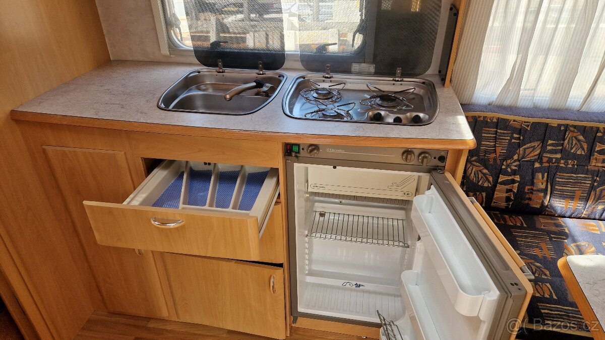 karavan Wilk ZĹAVA 500€ Stern 450 1300kg mover - 16