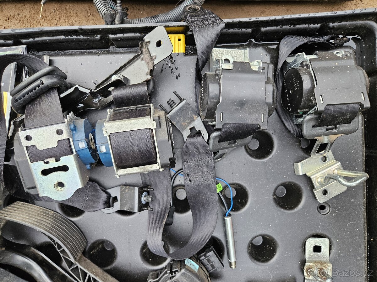 Náhradní díly alfa 159 2.4 Q4 154kw 2008 - 16