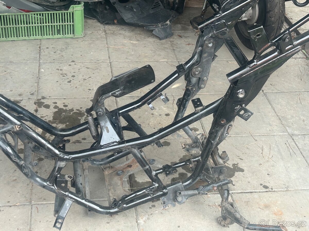 Yamaha X-Max 125 r.v.2007-09 ND - 16