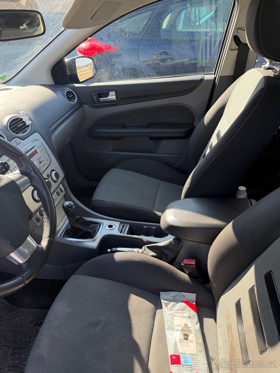 Ford focus 1.6 + LPG - 16