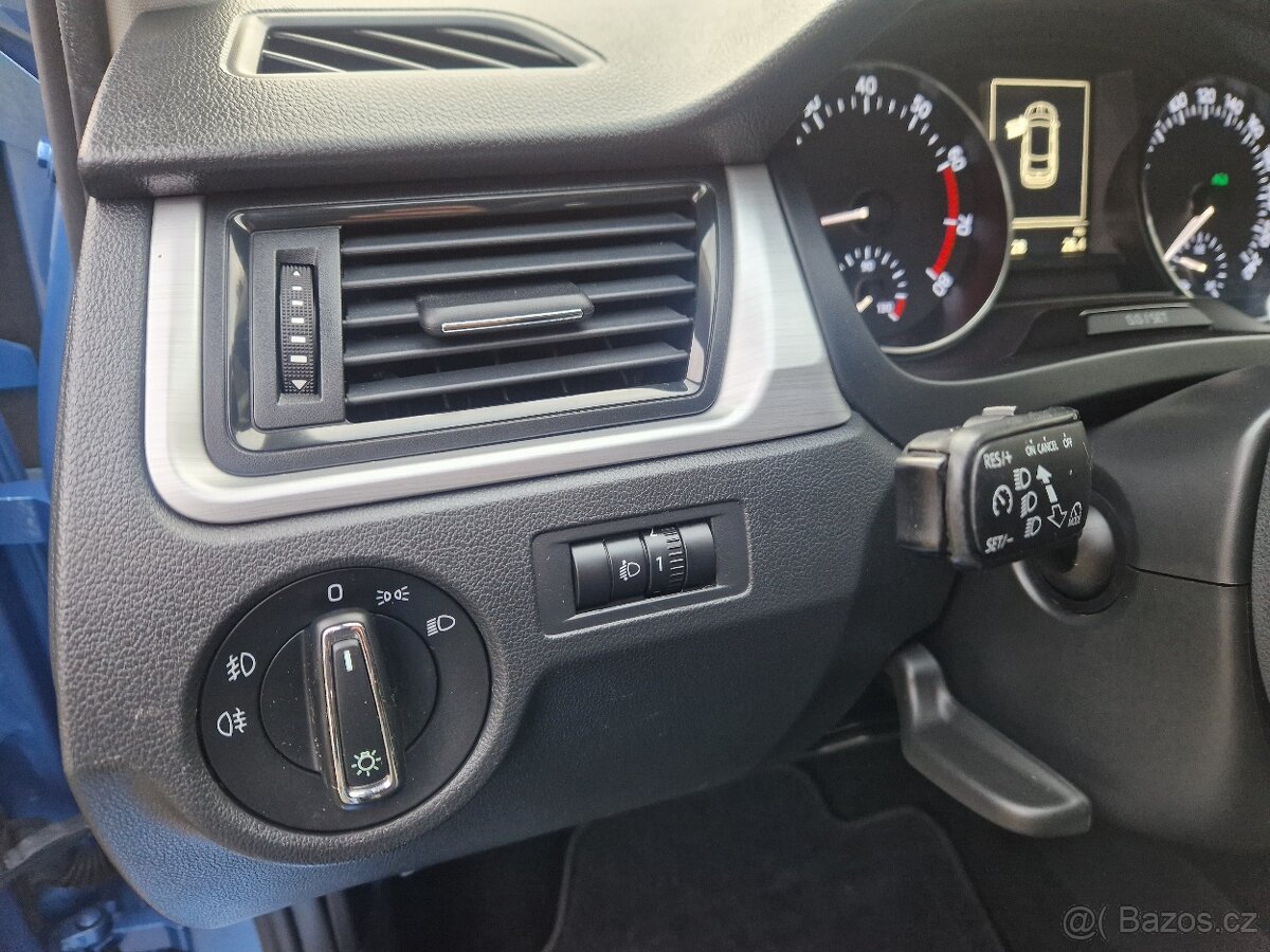 ŠKODA RAPID 1.4 TSI DSG - 16