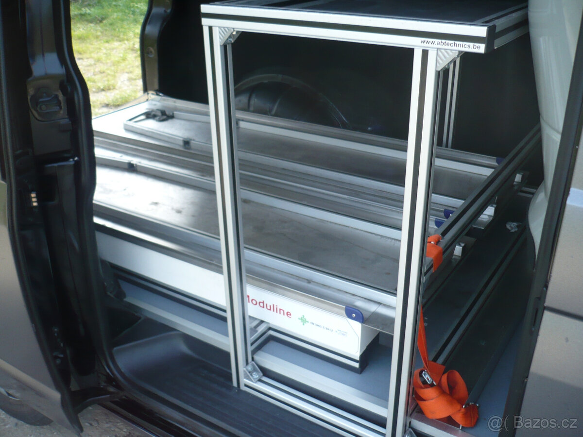 Volkswagen Transporter T5 DPH Pohřební vůz speciál - 16