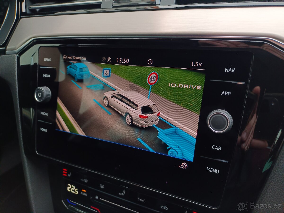 VW Passat B8 Variant Elegance TDI DSG - záruka Autodraft - 16