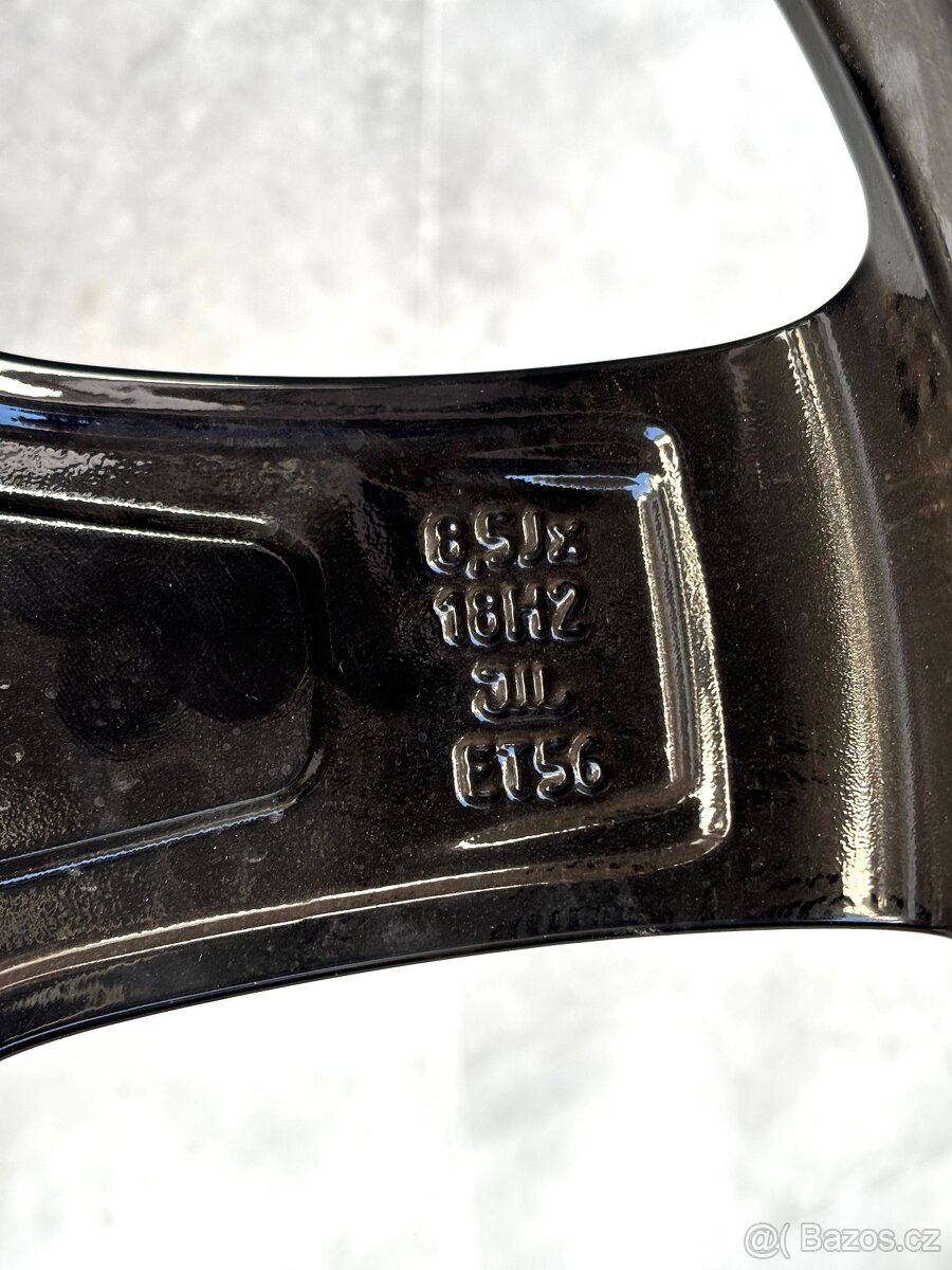 W205 C205 Mercedes Alu Kola R18 Zimní Michelin - 16