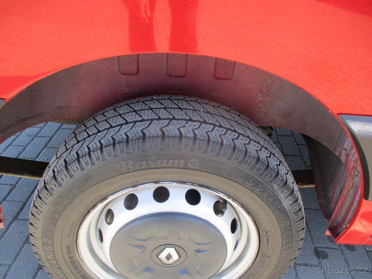 RENAULT MASTER 2.3dCi 110k L2H2P2 2015 DPH 8xauto - 16