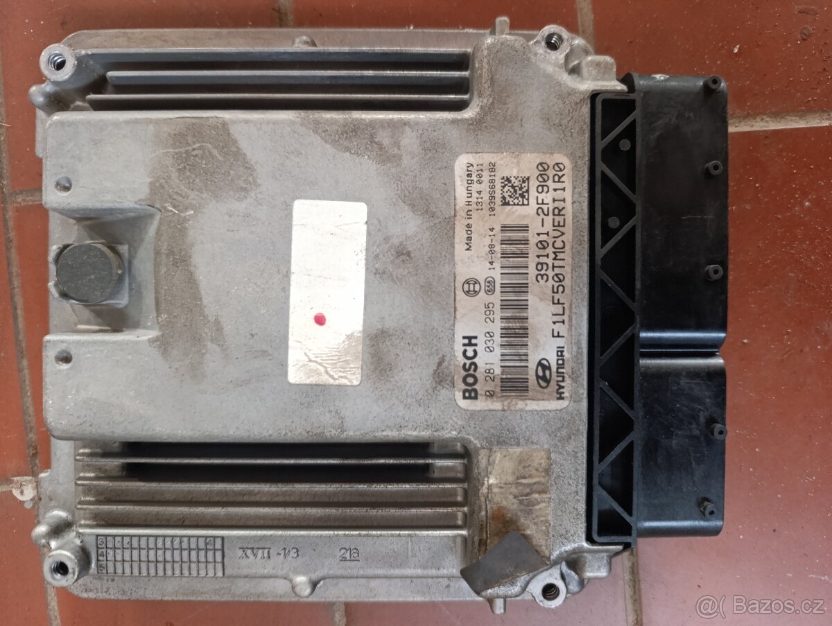 Prodám díly na Hyundai ix35 r.v.2014 - 16