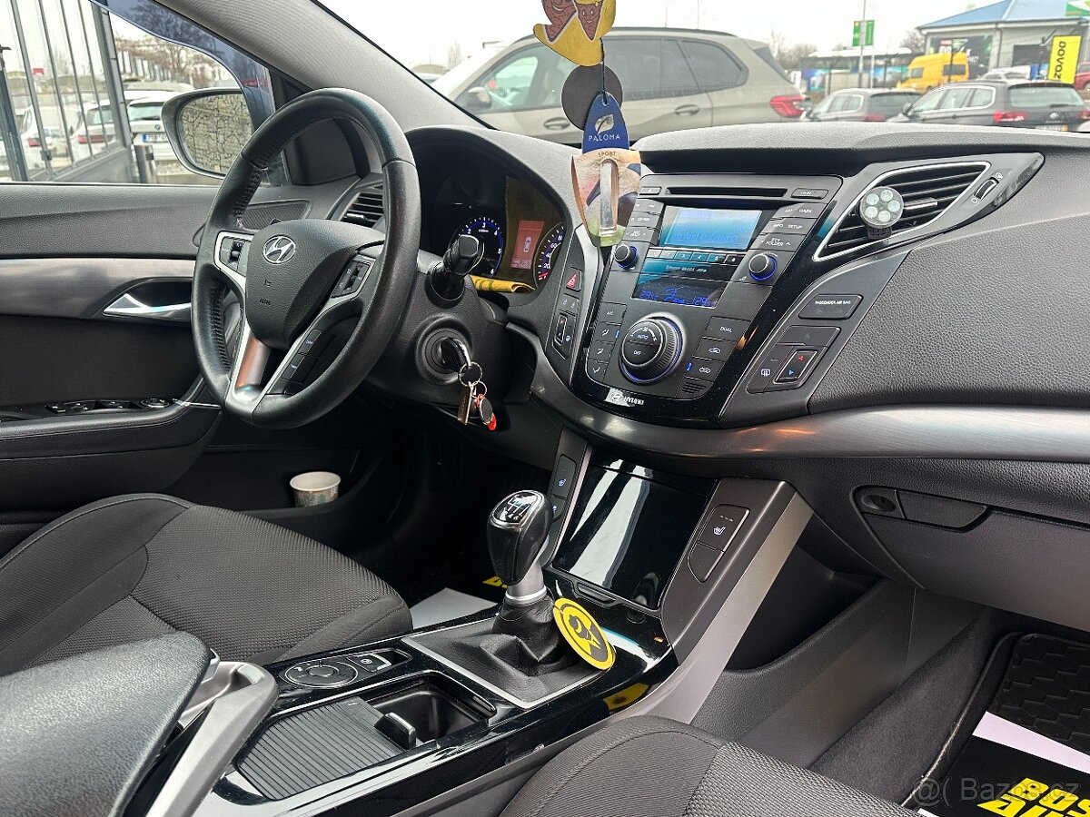Hyundai i40 2013 - 16