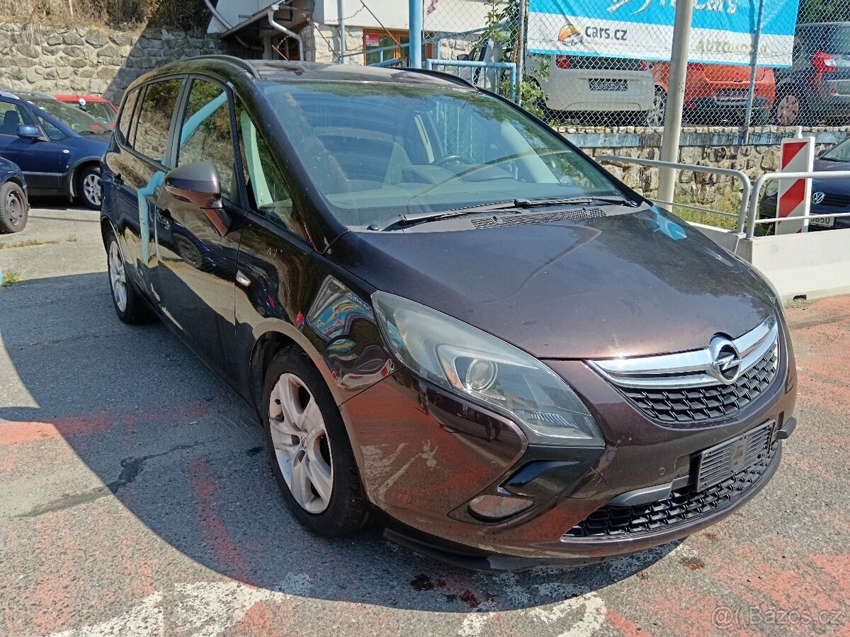 opel zafira - 16
