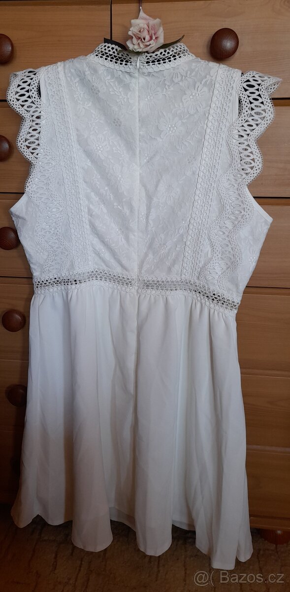 Dámské bílé krajkové letní šaty - NOVÉ - 16