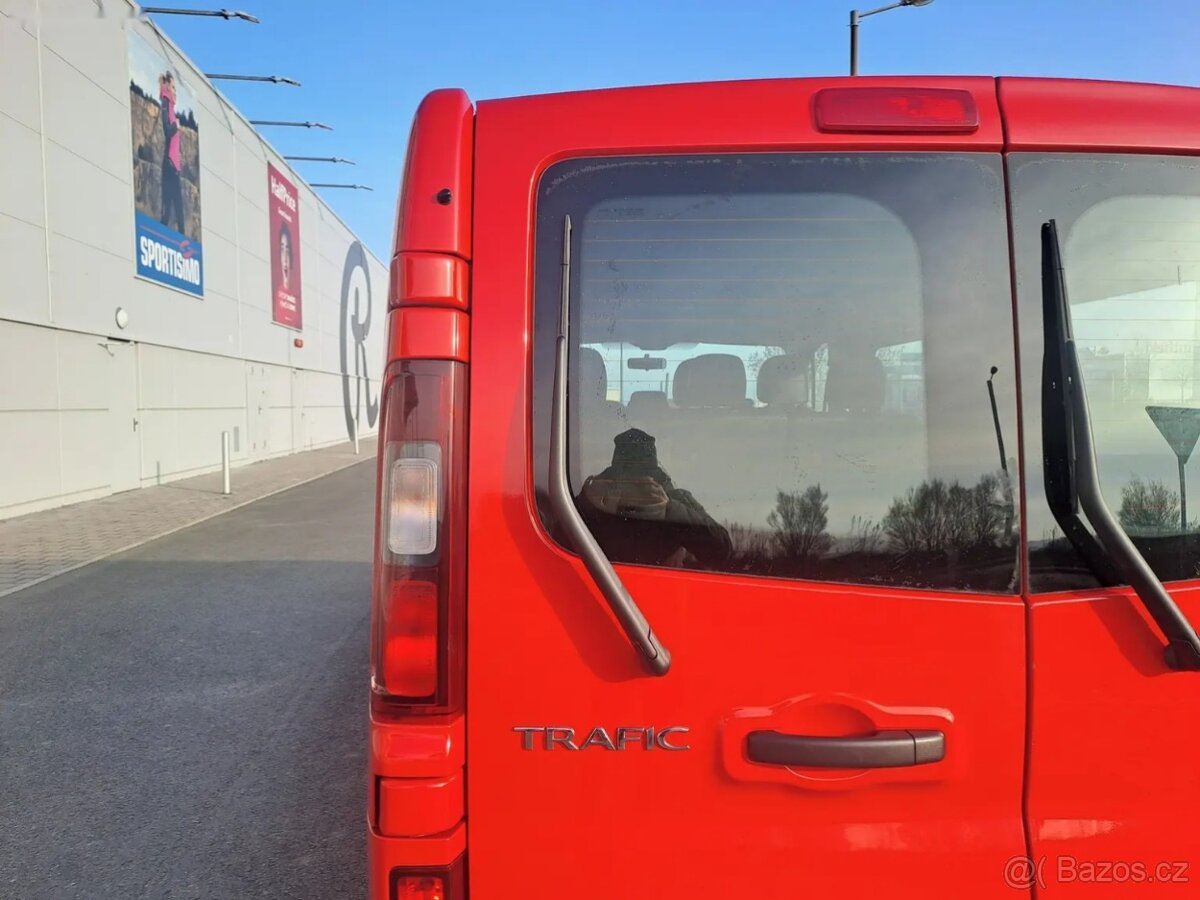 Renault Trafic, 2.0DCI L2 6.MÍSTNÉ DPH PERFEKT 1 - 16