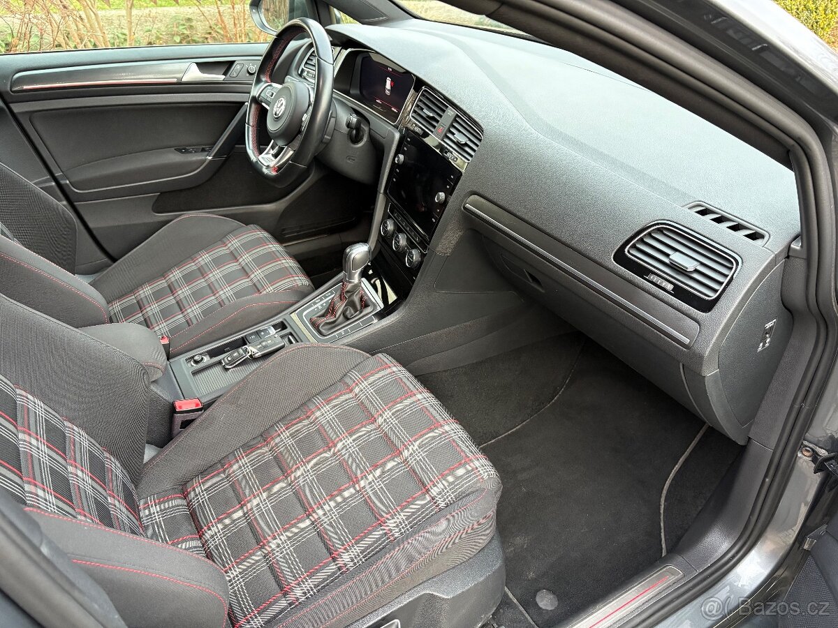 Volkswagen Golf VII 2,0 GTI BMT 180 KW DSG Performance - 16