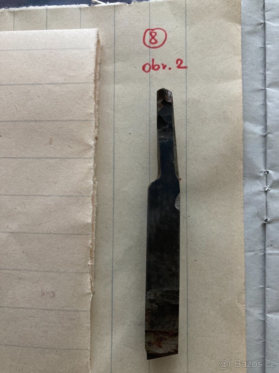 Nářadí, přístroje, náhradní díly a materiály z dílny - 16