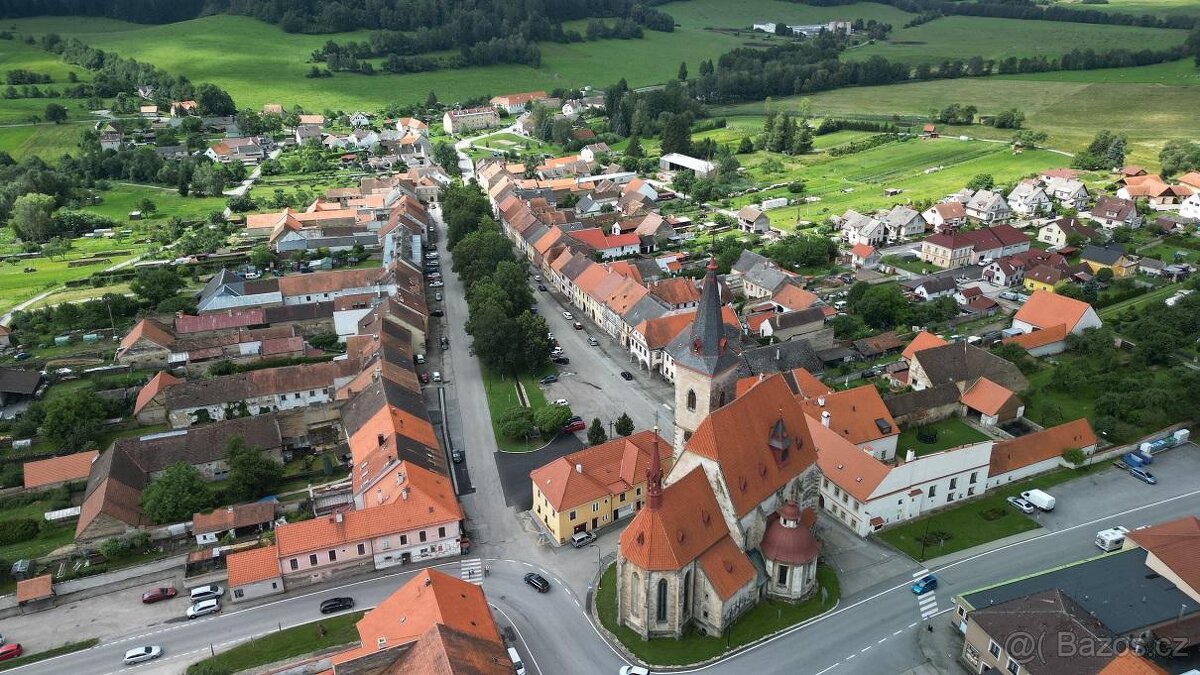 Prodej stylového rodinného domu Chvalšiny, okr.Č.Krumlov - 16