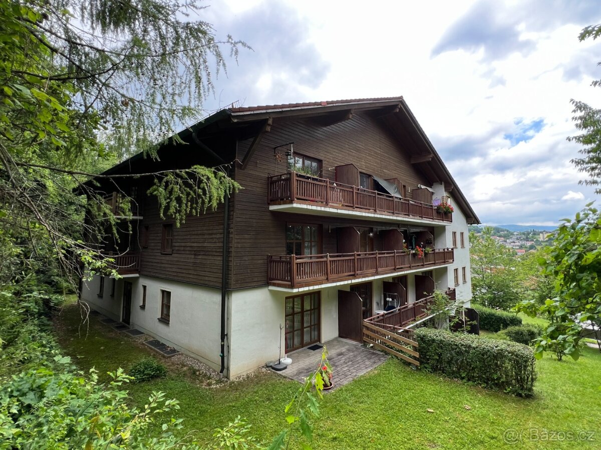 Prodej bytu 2+kk s garážovým stáním - 16