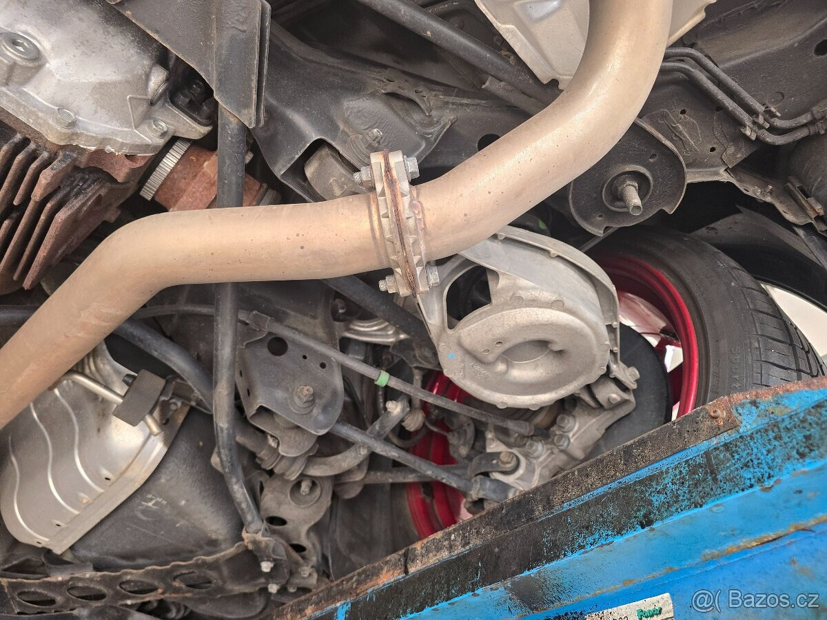 Prodám Nissan 370Z 241kW r.v. 2011, cabrio, manual. - 16