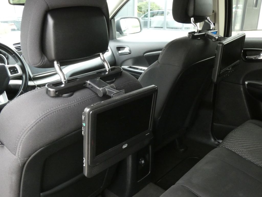 Fiat Freemont 2.0 MJT GO AUTOMATU VÝPRODEJ - 16