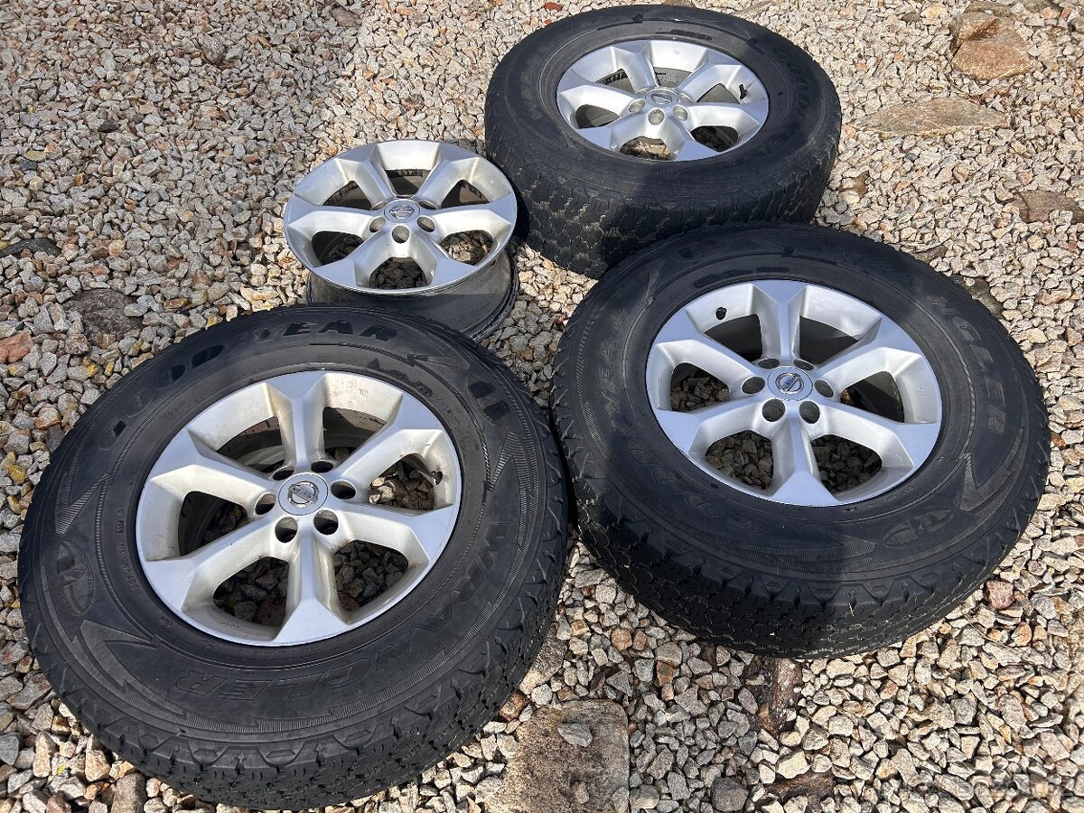 Nissan Navara D40 - 16