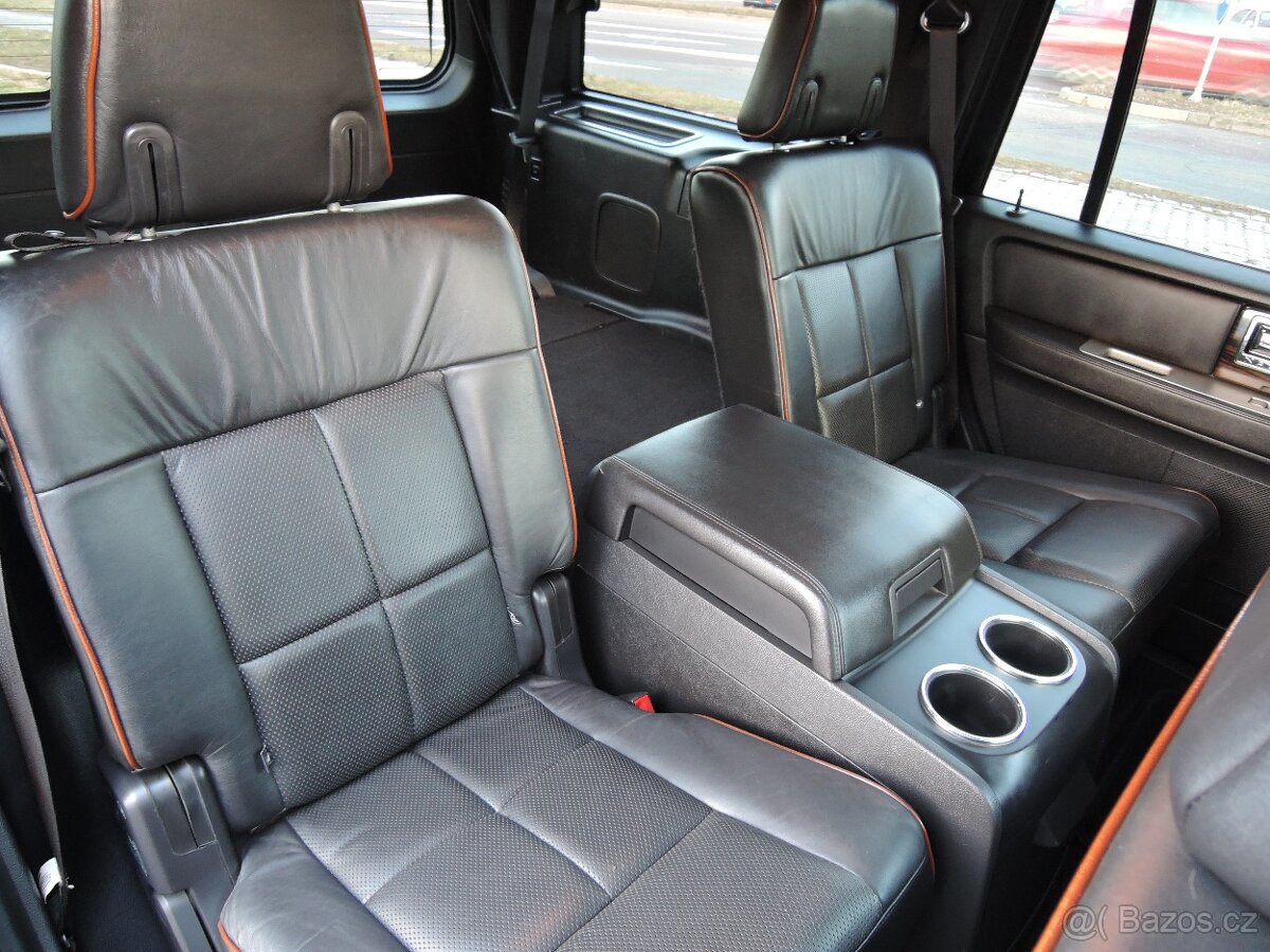 Lincoln Navigator 5,4i V8 24V Aut. LPG 7.míst 2007 - 16