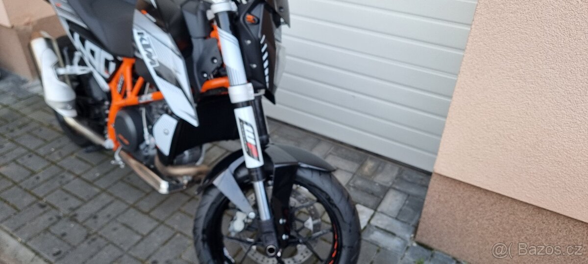 Ktm Duke 690 - 16