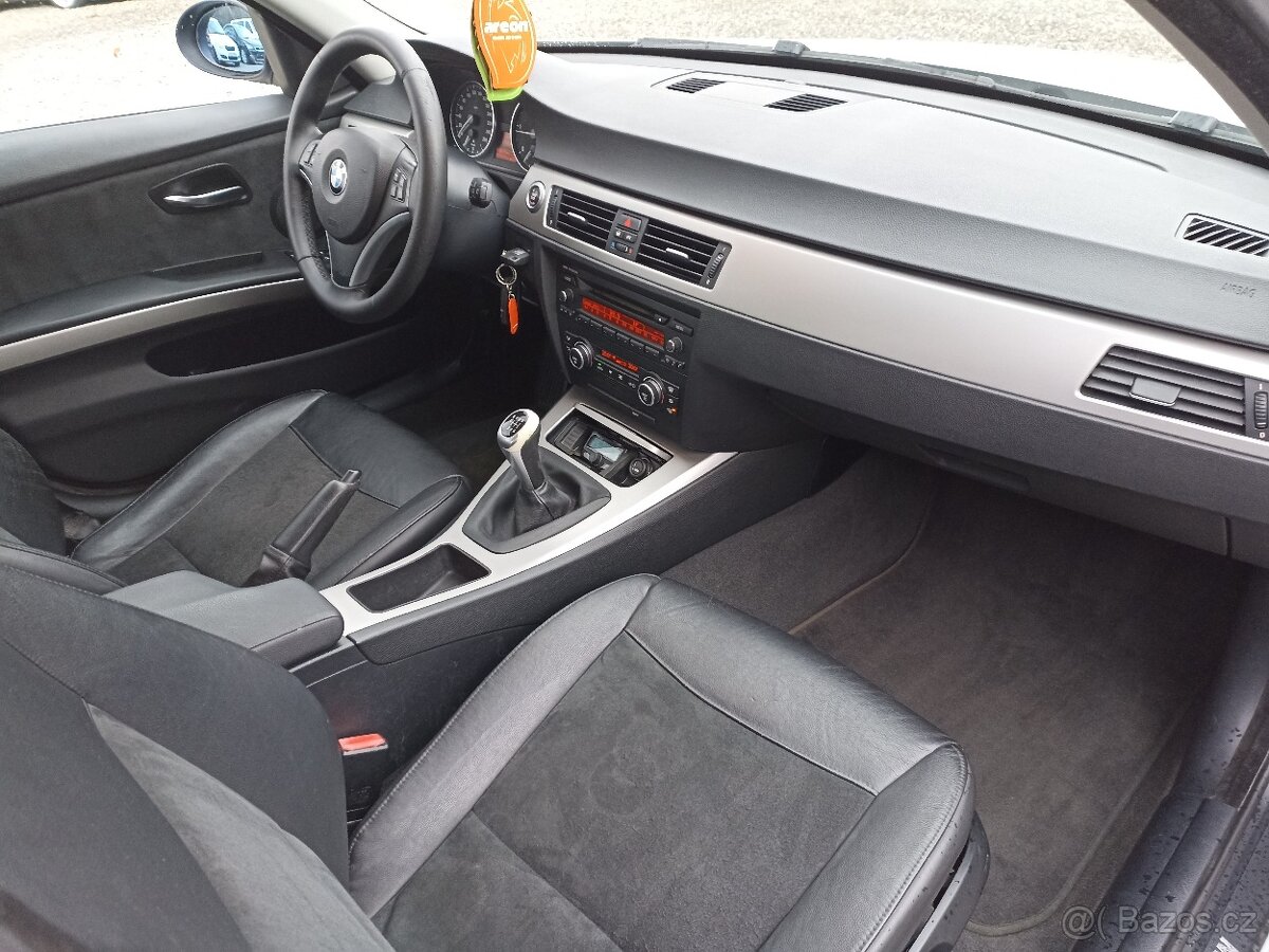 BMW 320d, E90,130KW,6rychl.KŮŽE,KLIMA,BEZ KOROZE,R.V.2008 - 16