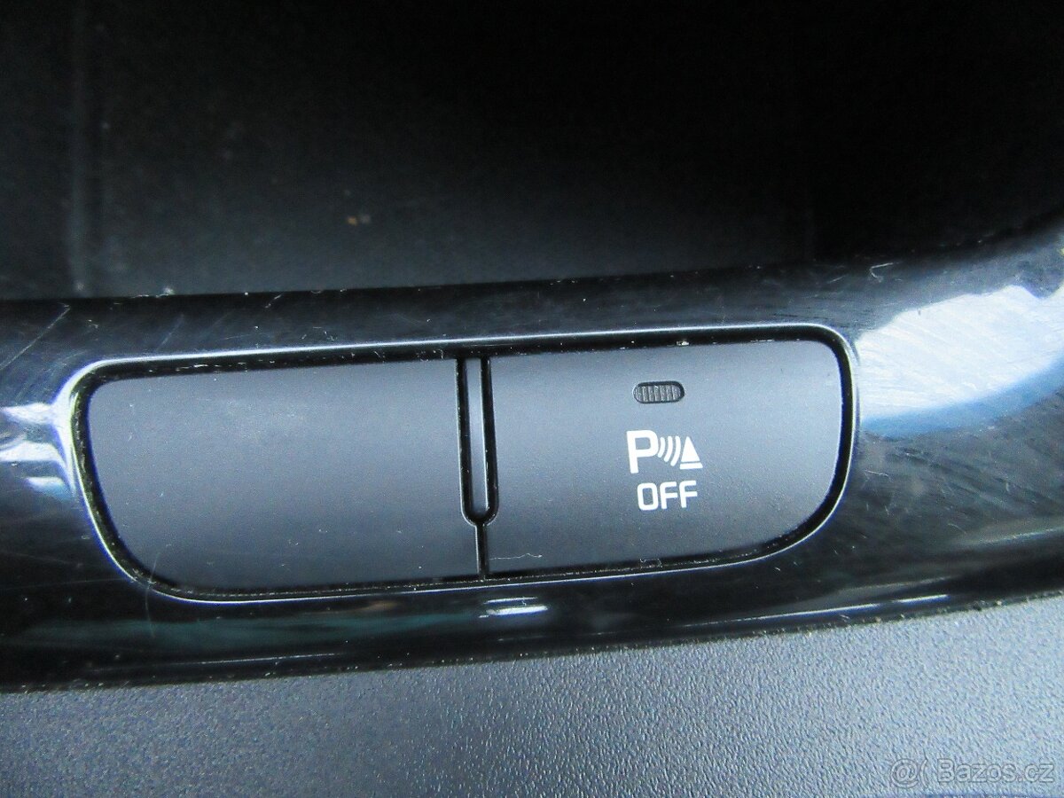 KIA CEED 1.6 crdi 94kw r.2014 nové v čr.naj.119 000km - 16