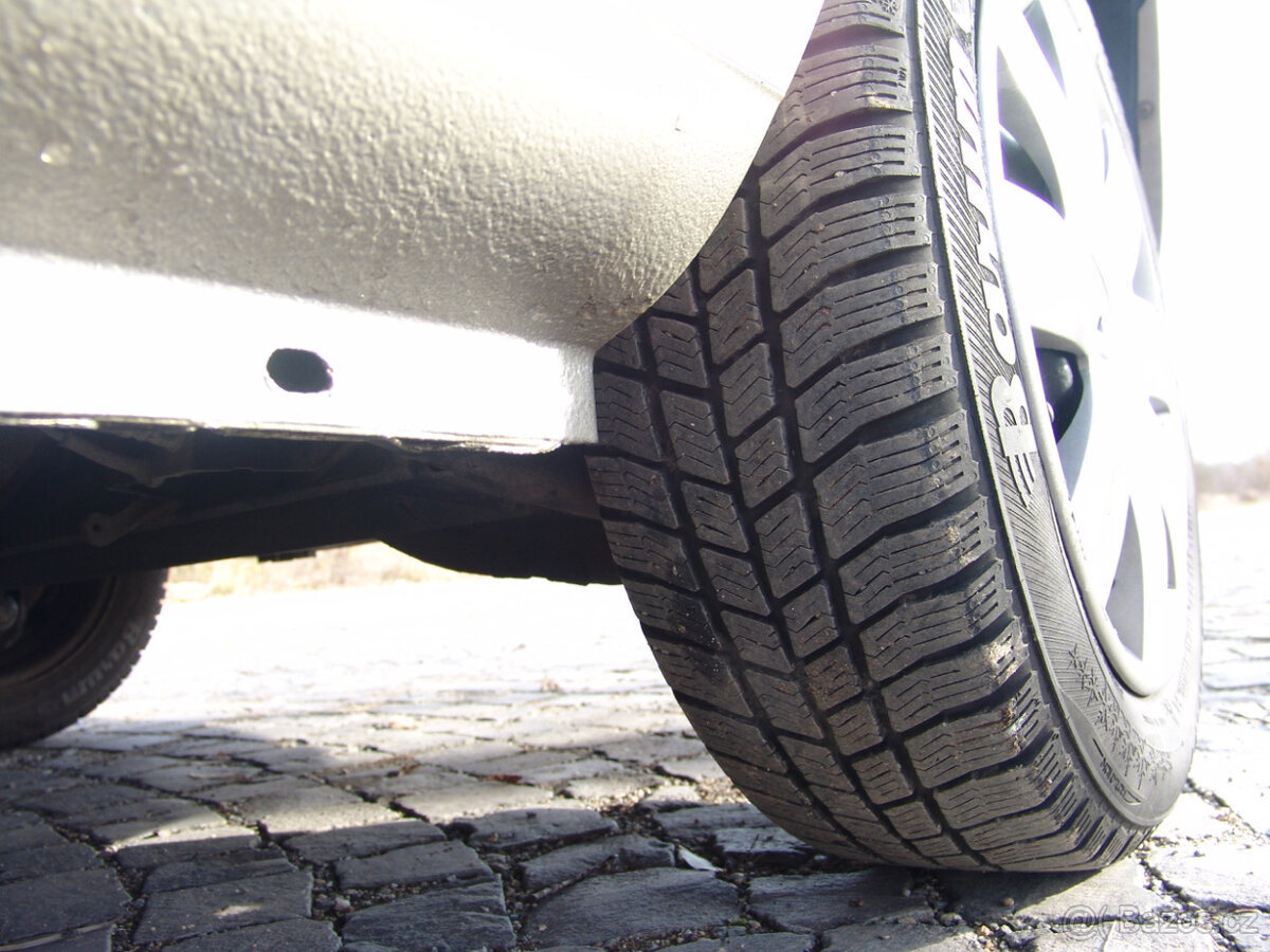 Renault Thalia 1.2i, ČR, 140t.Km - 16