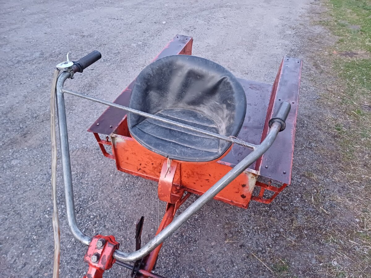 Malotraktor Vari - 16