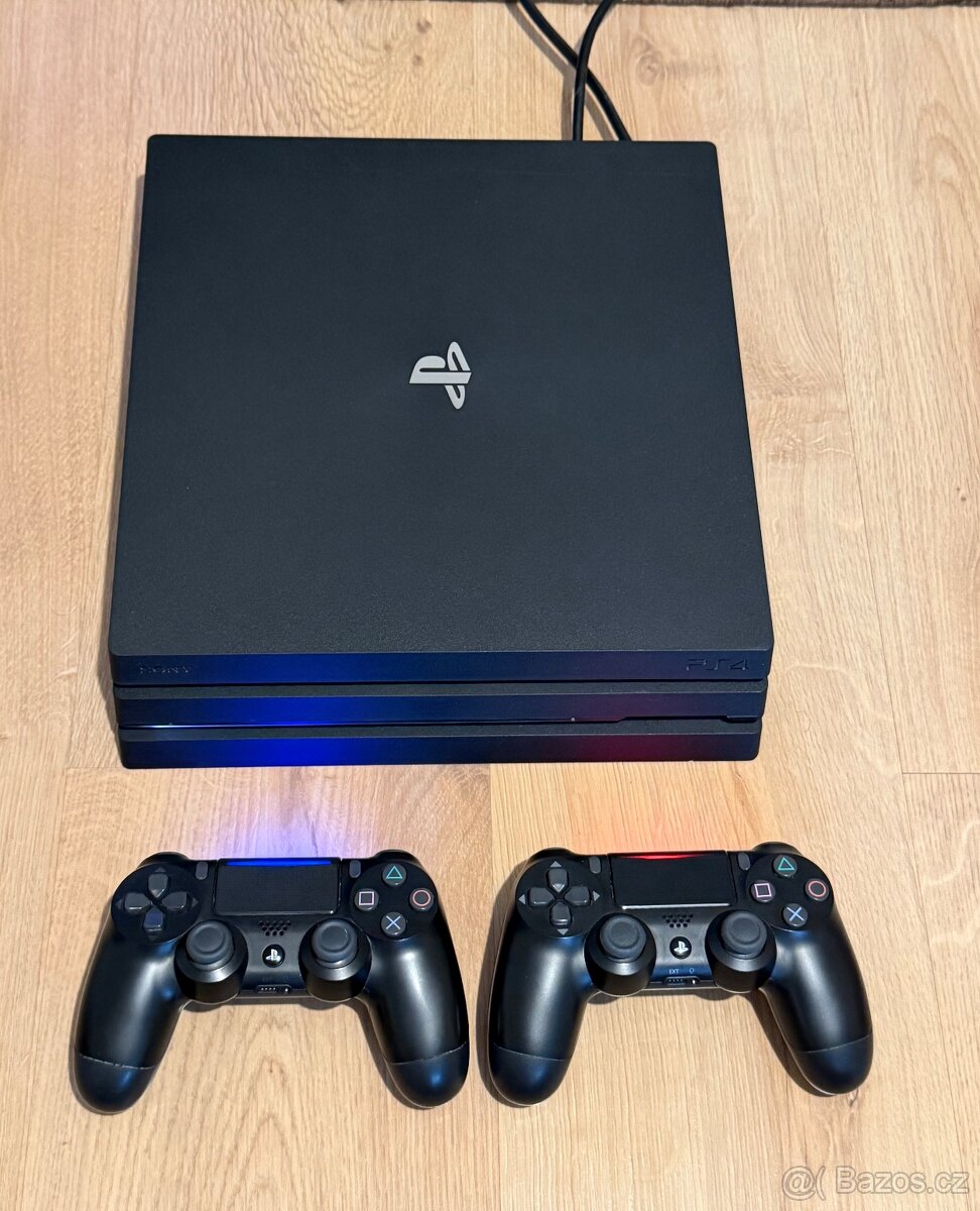 Sony PlayStation 4 Pro 1TB, ovládače a nabíjacia stanica - 16