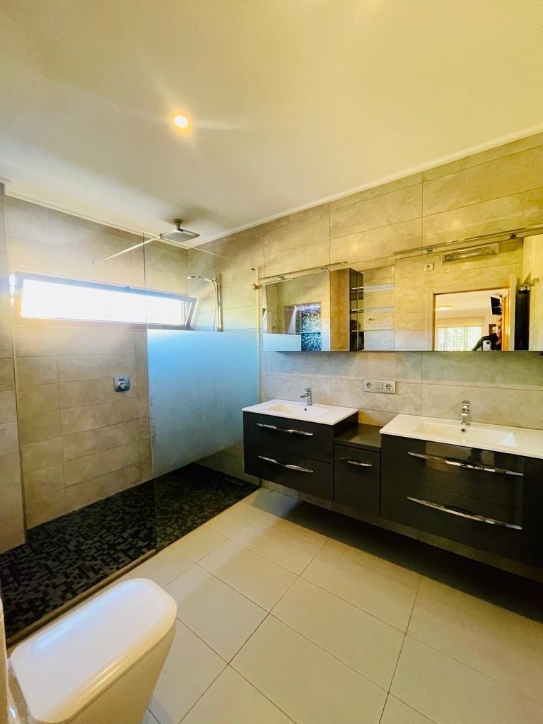 Krásná vila v Los Balcones - 16