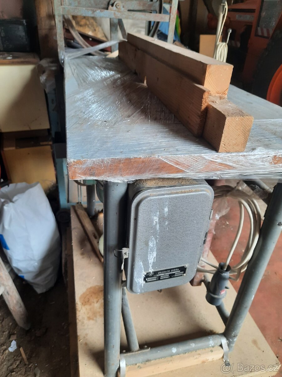 Prodám spodní frézku,pilu - 16