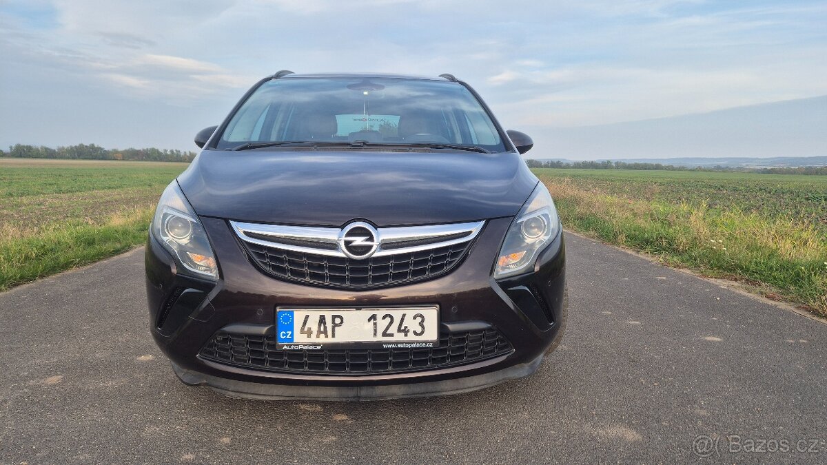 Opel zafira tourer - 16