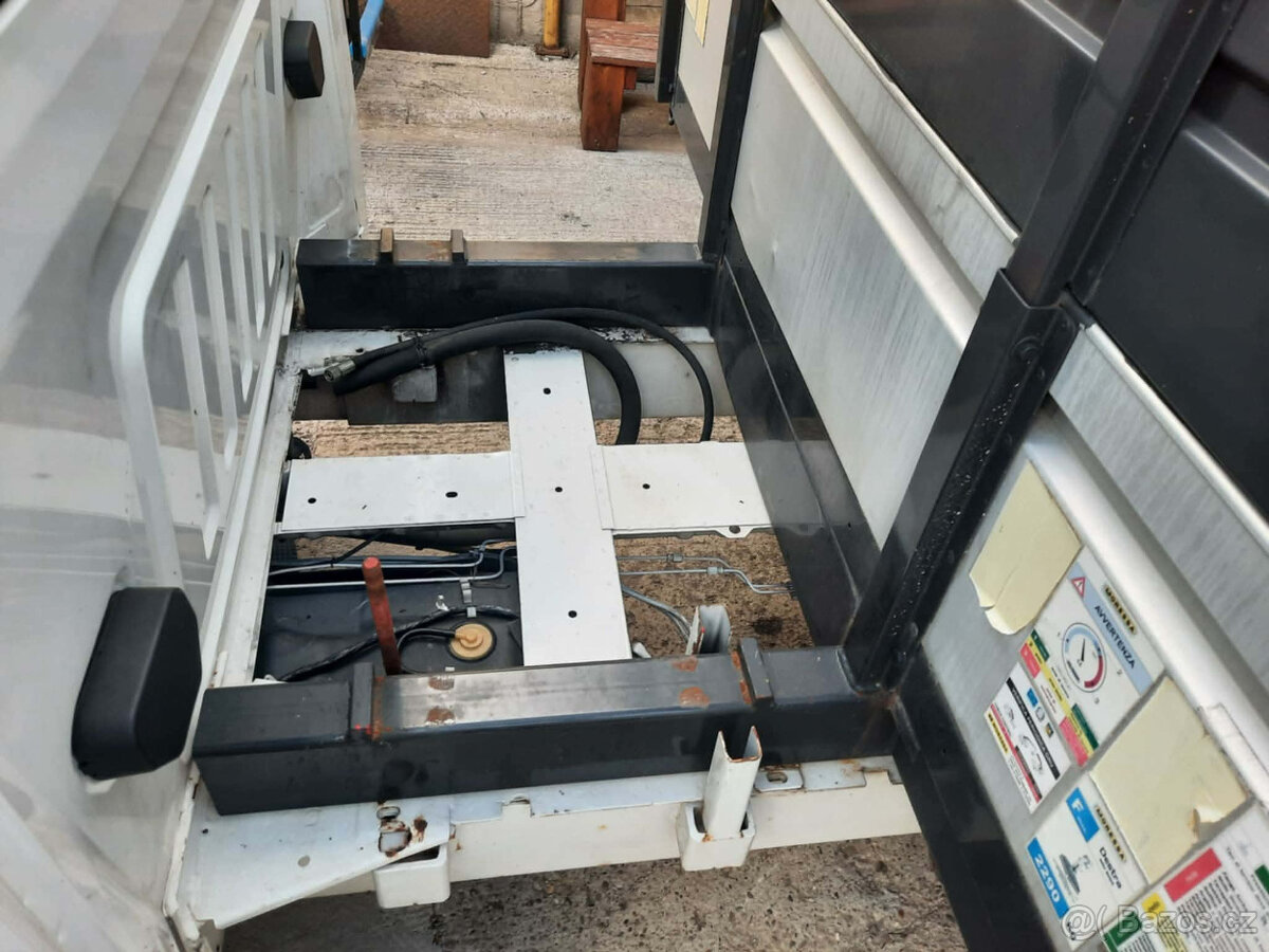 Hliníková korba - valníková - 16