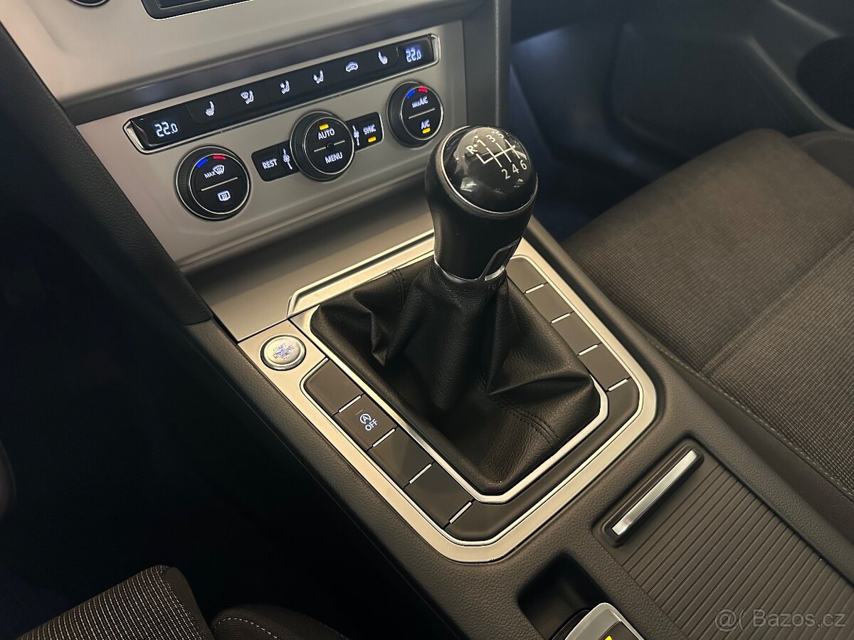 VW TOUAREG 3.0TDI V6 193KW 4MOTION EXCLUSIVE CZ DPH - 16