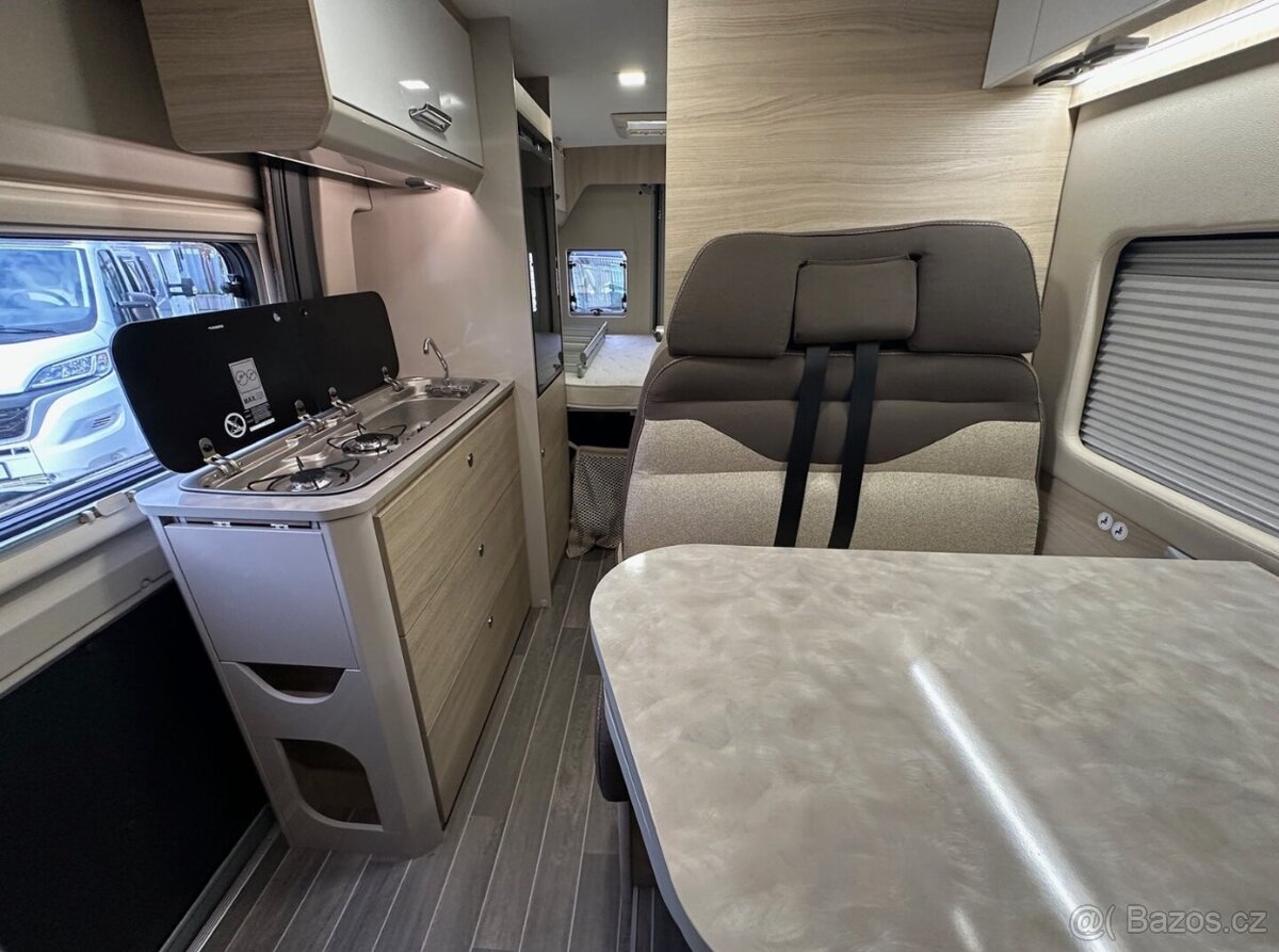 Forster 599 HB Zvedací střecha 2025 - 16